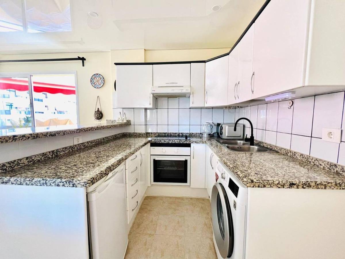 Cozy Beachfront Flat With Pool & Panoramic Sea View Terrace Apartment Puerto de Santiago  Luaran gambar